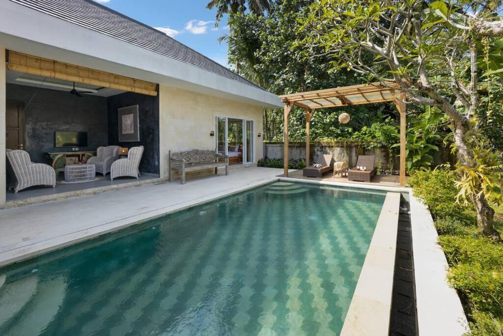 New 4 Bedroom Villa Surrounded By Jungle And Ricefields Ubud  Bagian luar foto