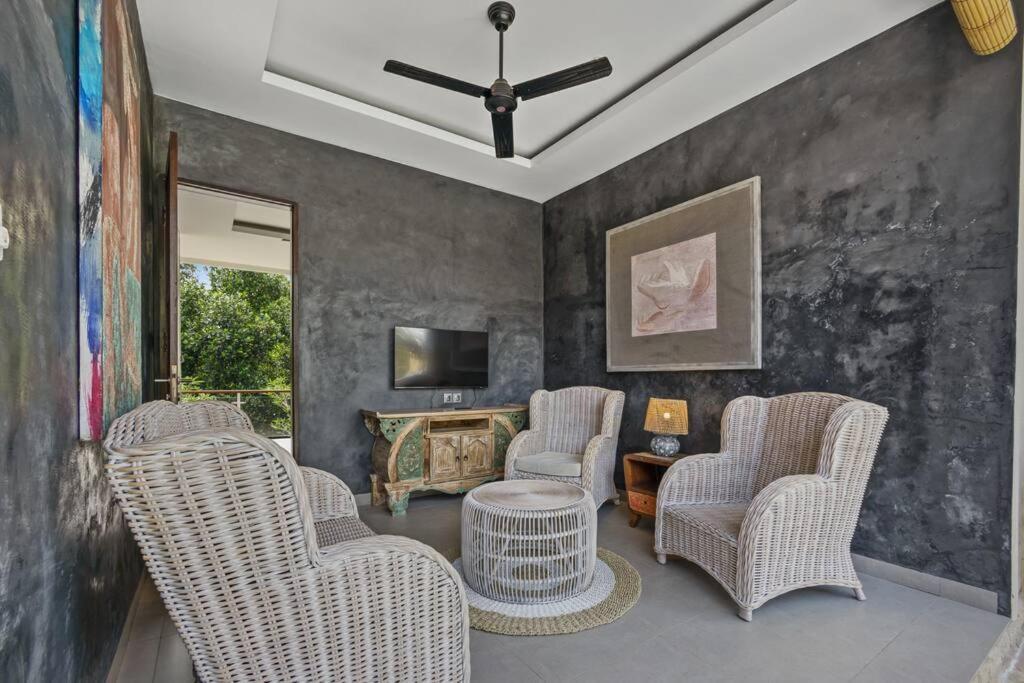 New 4 Bedroom Villa Surrounded By Jungle And Ricefields Ubud  Bagian luar foto