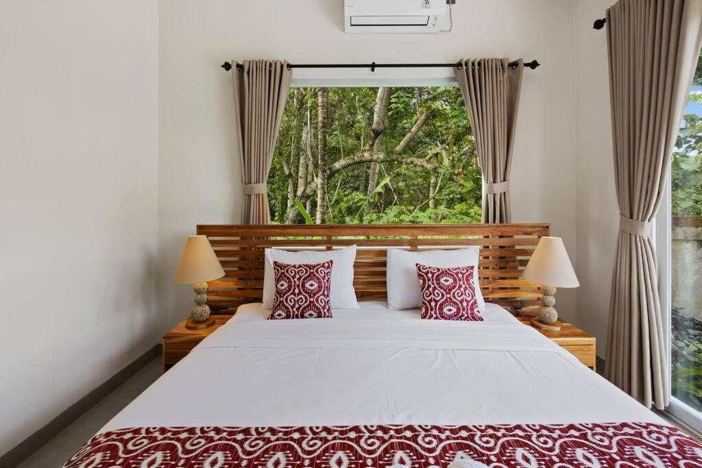 New 4 Bedroom Villa Surrounded By Jungle And Ricefields Ubud  Bagian luar foto