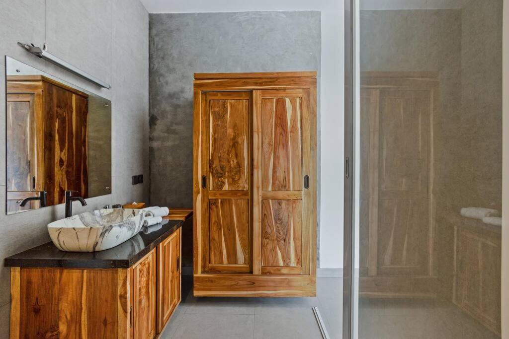New 4 Bedroom Villa Surrounded By Jungle And Ricefields Ubud  Bagian luar foto