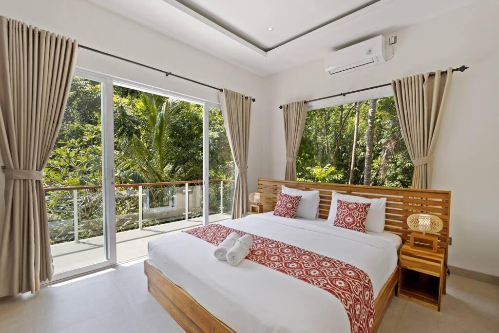 New 4 Bedroom Villa Surrounded By Jungle And Ricefields Ubud  Bagian luar foto